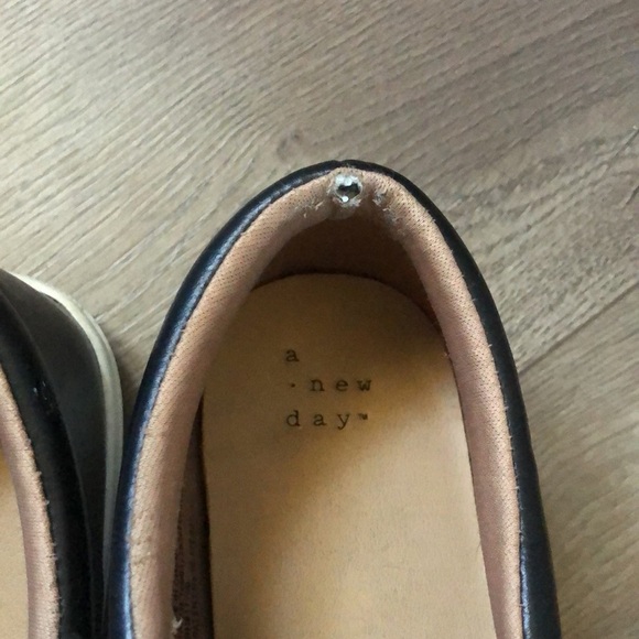 Black slip on sneakers - Picture 7 of 7